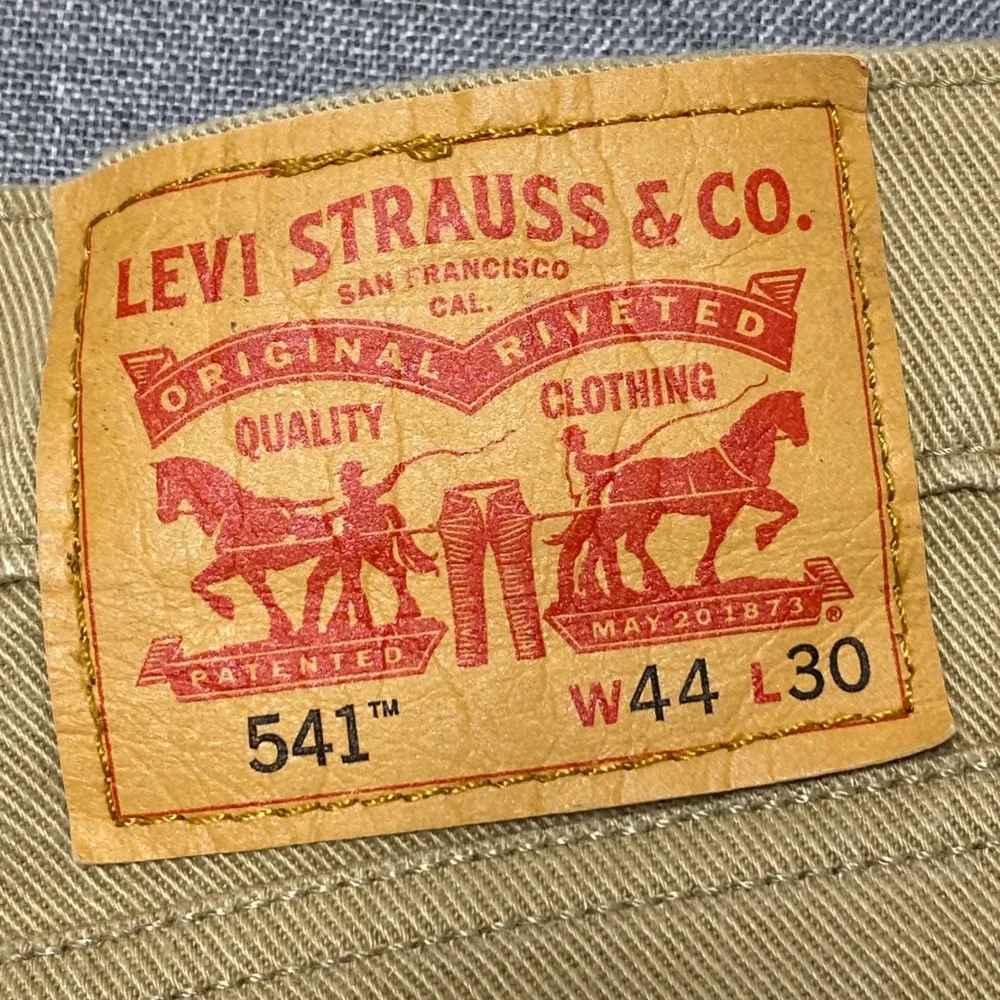 Levis 541 Athletic Taper Khaki Tan Pants Mens 44x30 Chino Twill Jeans